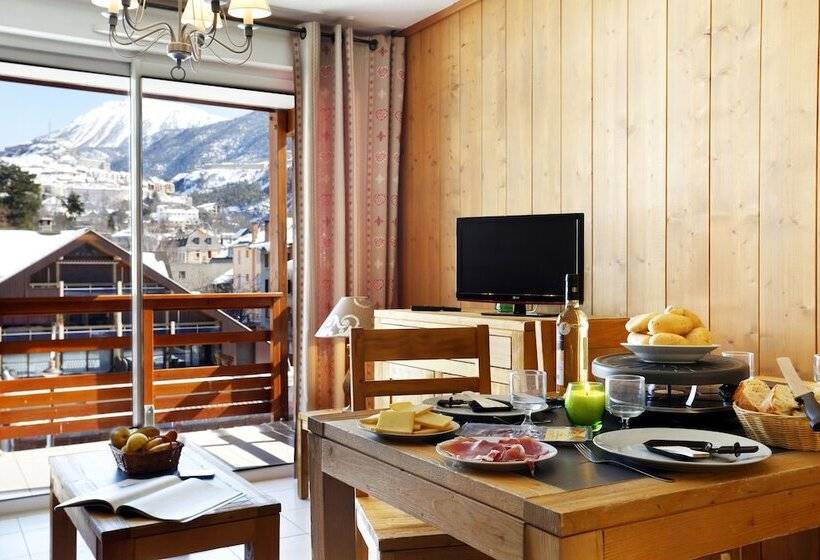 آپارتمان 2 خوابه, Residence Nemea L Aigle Bleu