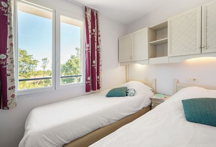 בית, 2 חדרי שינה, Village Pierre & Vacances Le Rouret
