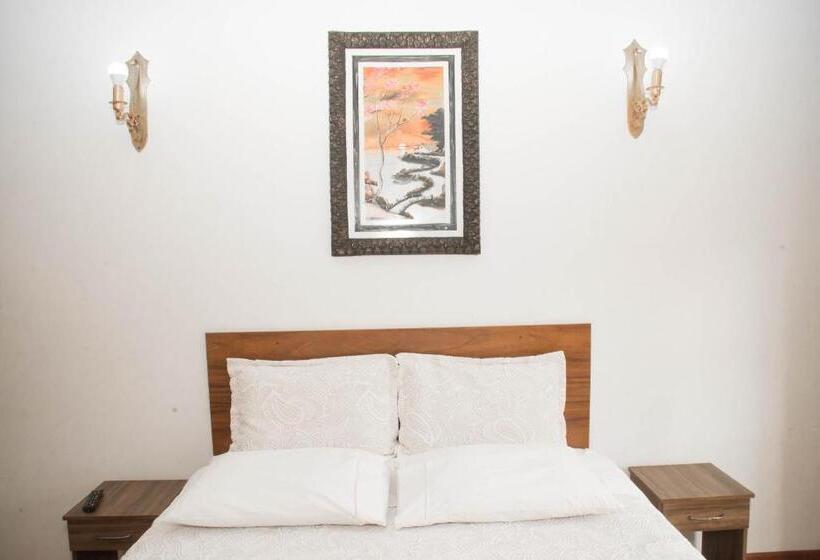 Suíte Deluxe, Pousada Fm Premium   Vila Capivari
