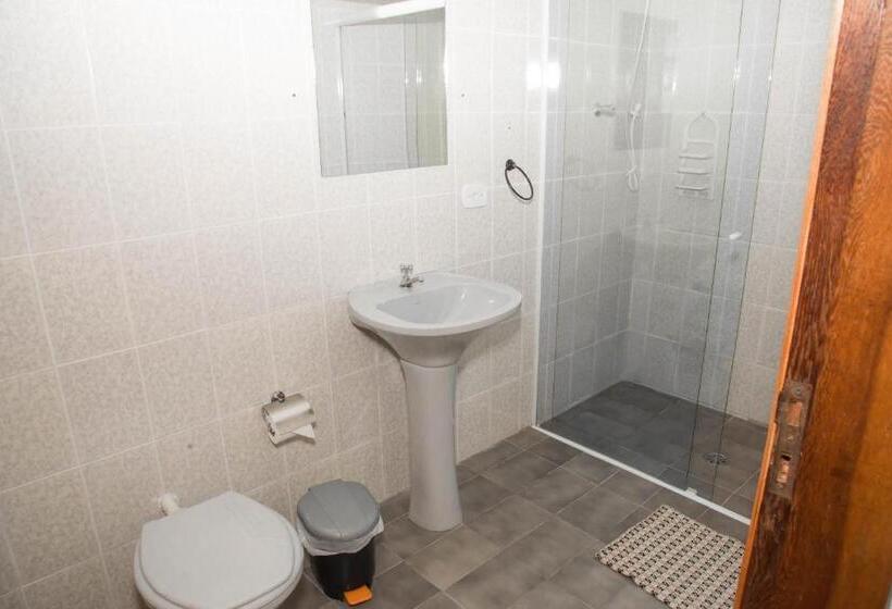 Quarto Estandar, Pousada Fm Premium   Vila Capivari