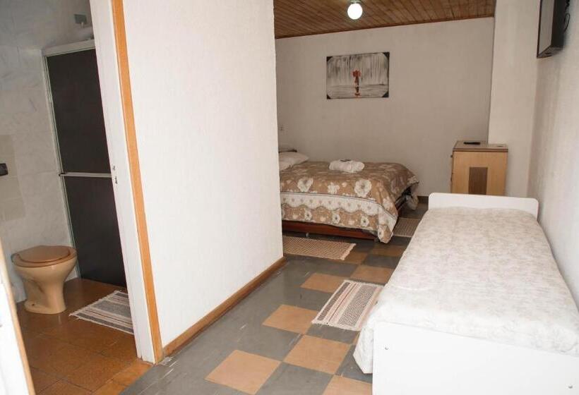 Suíte Familiar, Pousada Fm Premium   Vila Capivari