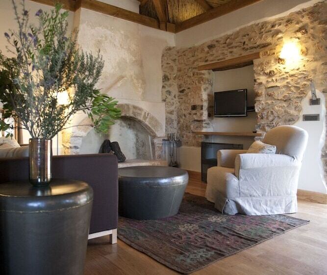 Family Suite, Kinsterna