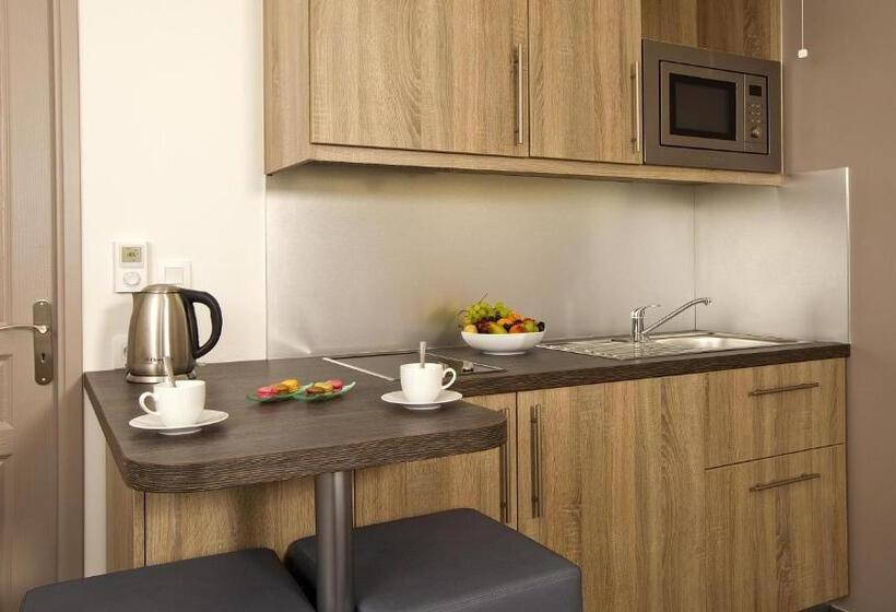 استودیو اجرایی, Residhome Paris Issy Les Moulineaux