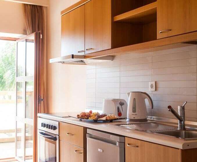 Полулюкс, Villa Di Mare Seaside Suites