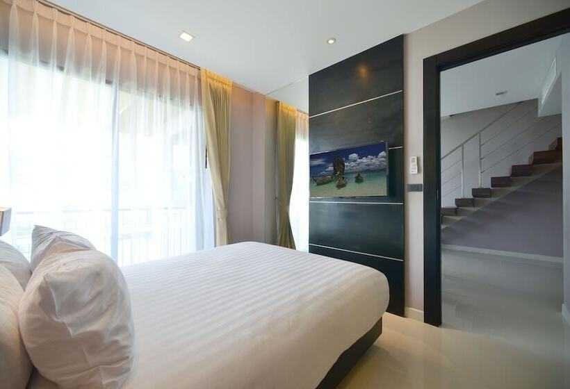 Люкс Семейный 2 Спальни, The Charm Resort Phuket Sha Certified