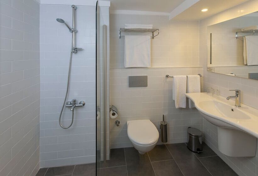Номер Стандарт Боковой Вид на Море, The Beachfront Hotel Adult Only 16 Plus