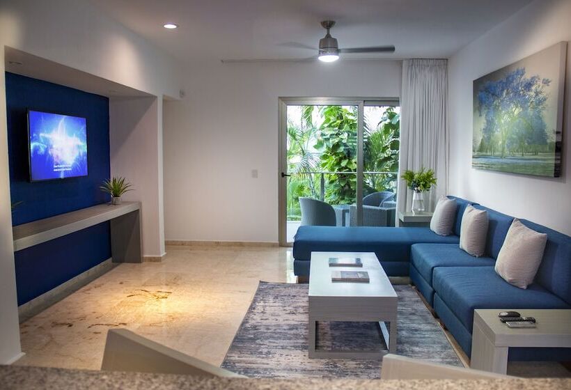 Suite, The Palm