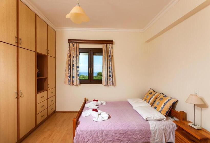 Вилла 4 Спальни, Zante View Studios & Villas