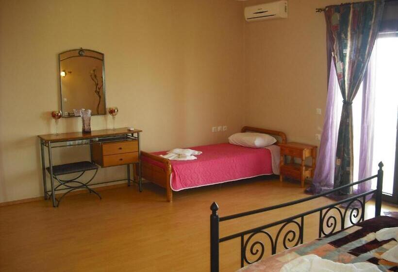 Вилла 4 Спальни, Zante View Studios & Villas