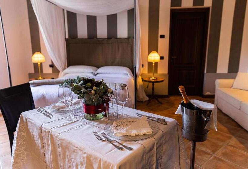 غرفة قياسية رباعية, Al Castello Resort