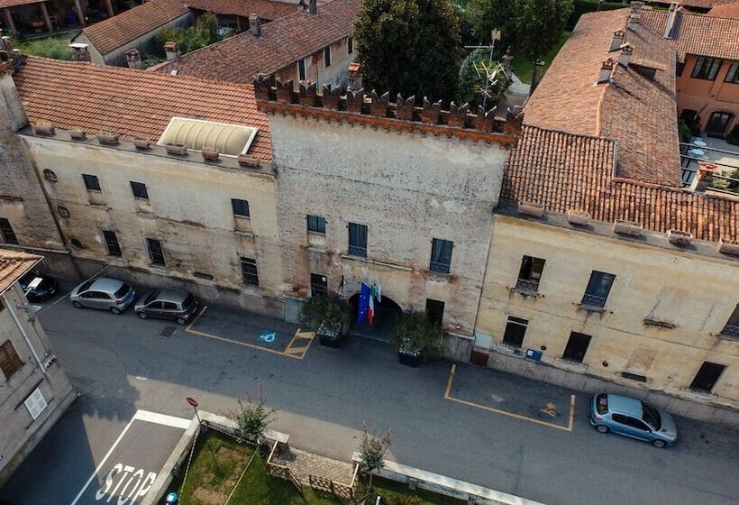 Номер Deluxe, Al Castello Resort