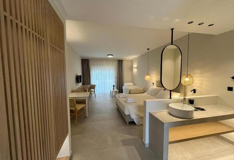 Студия Стандарт, Mediterranean Sea Top Floor
