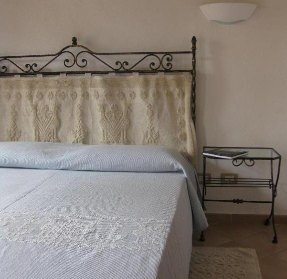Номер Стандарт Вид на Сад, Villa Gli Asfodeli