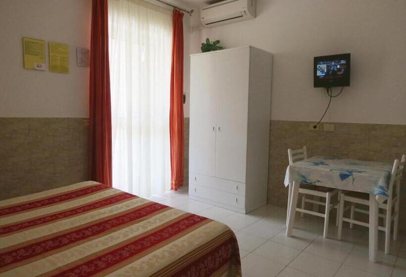 Номер Стандарт Трехместный, Residence Villa Ascoli