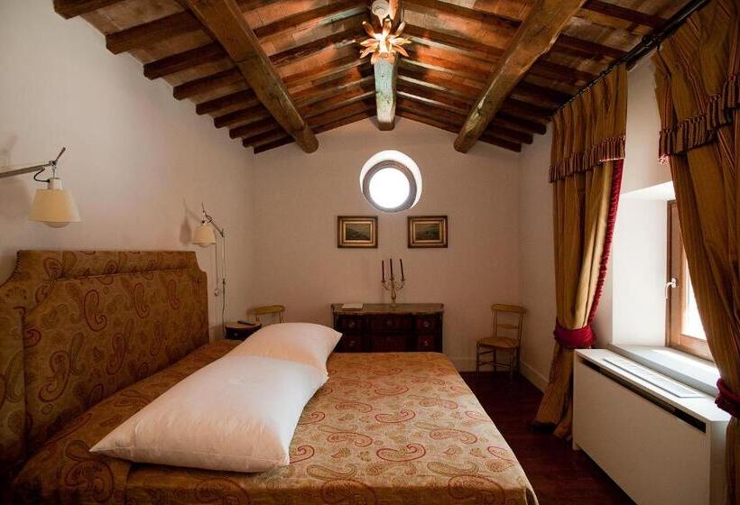 Королевский Люкс, Tenuta Ponziani   Griffin S Resort