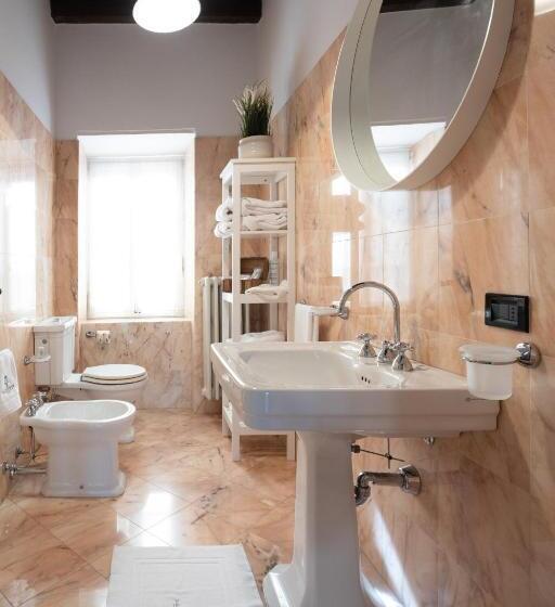 Четырехместный Номер Deluxe, Lo Schiaccianoci Bed&breakfast De Charme