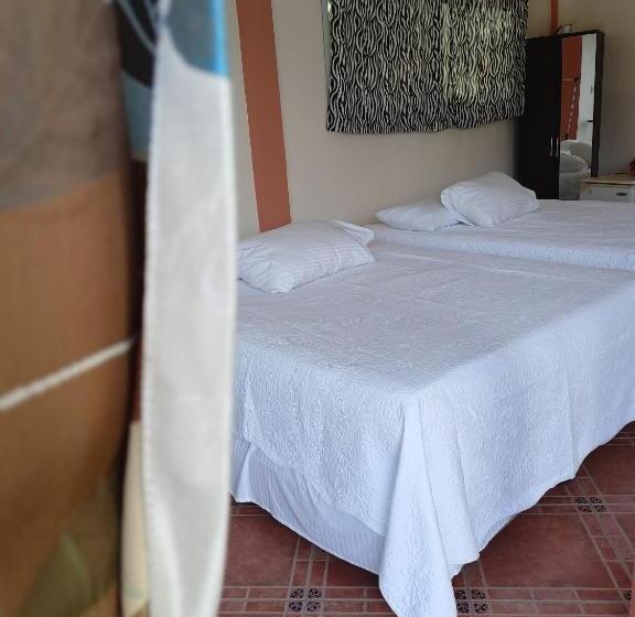 Семейный Номер Deluxe, Elicon Suites