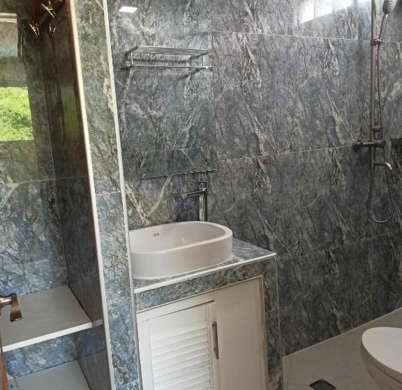 Номер Deluxe, Elicon Suites