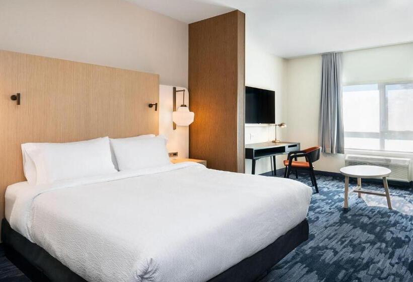 스위트 킹사이즈 침대, Fairfield By Marriott Inn & Suites North Bay