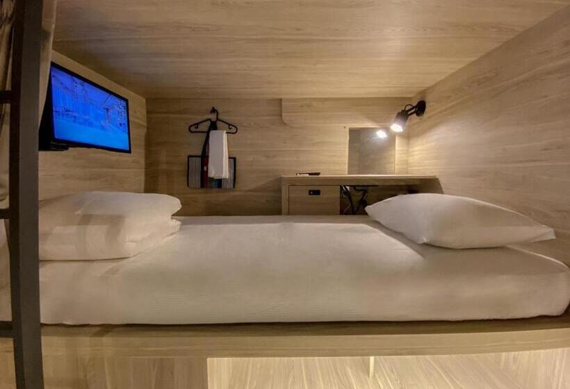 تختخواب در اتاق مشترک, Leisure Chiayi