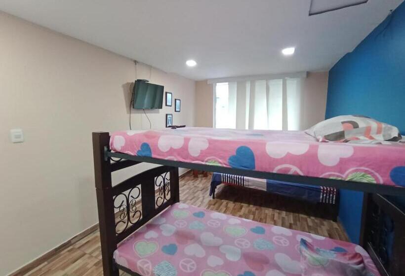 Семейный Номер, Hostal Avanza