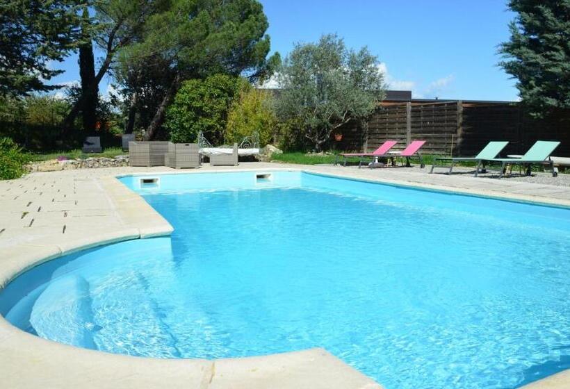 Номер Superior Кровать Кинг, La Bastide Des Lavandières