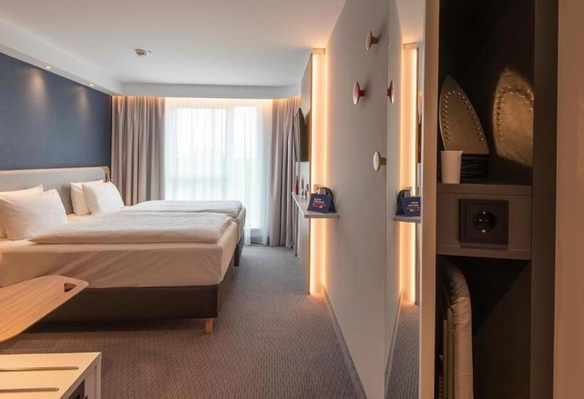 Номер Стандарт, Holiday Inn Express   Krefeld   Dusseldorf, An Ihg