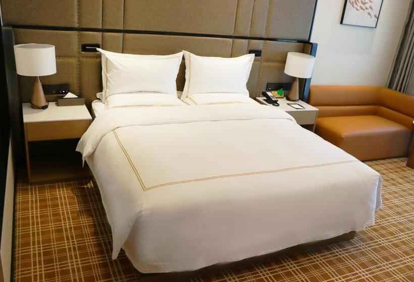 اتاق لوکس با چشم‌انداز باغ, La Quinta By Wyndham Weifang South