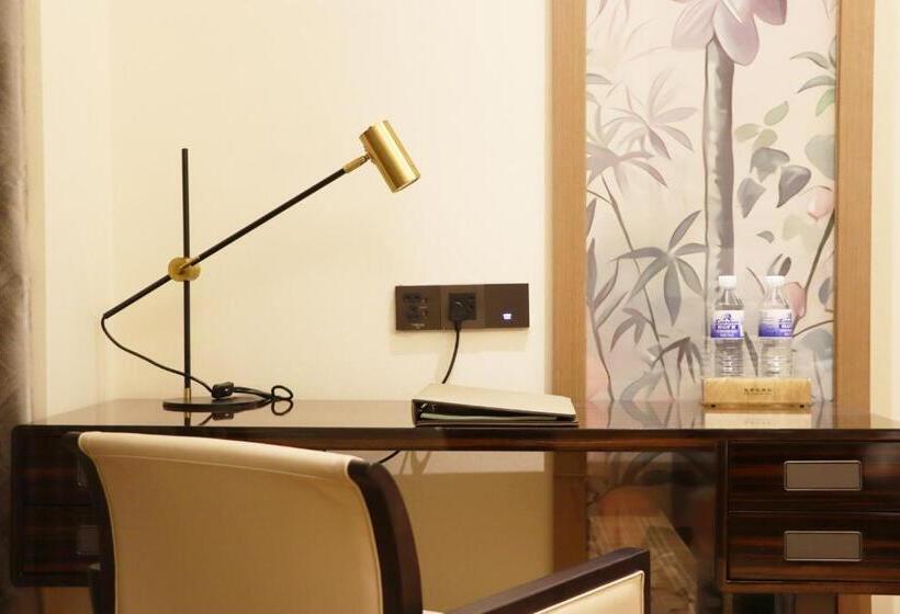 Номер Deluxe Вид на Сад, La Quinta By Wyndham Weifang South