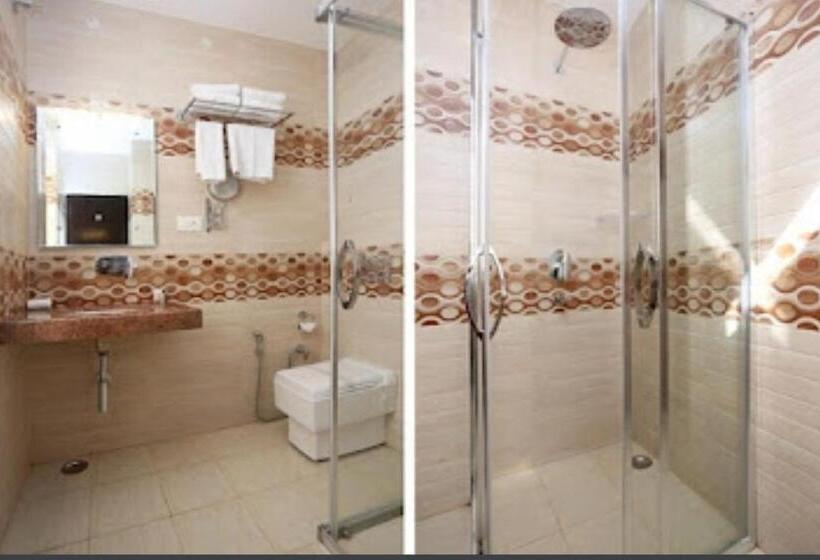 Pokój Trzyosobowy Klasyczny, Oyo 84879  Krishna