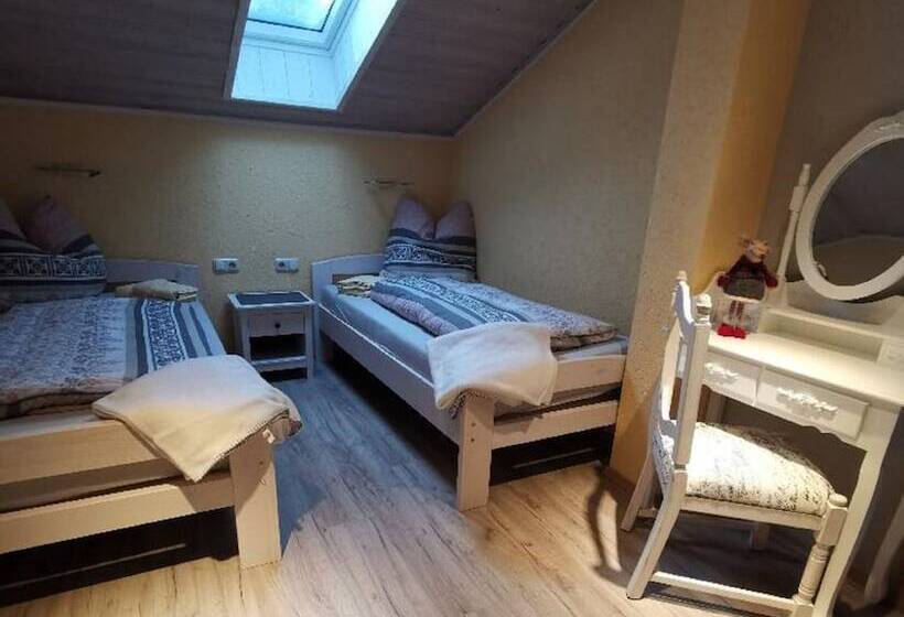 Номер Стандарт, Pension Hüttendorf 49 Gradnord