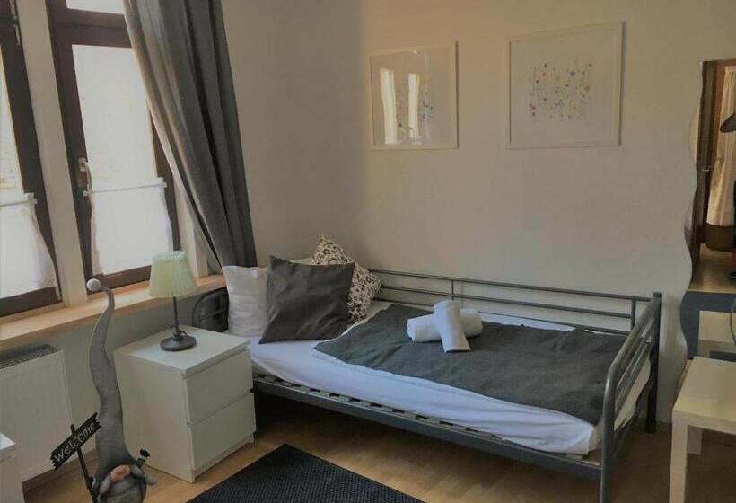 Апартаменты 1 Спальня, Gartenlaube Marburg