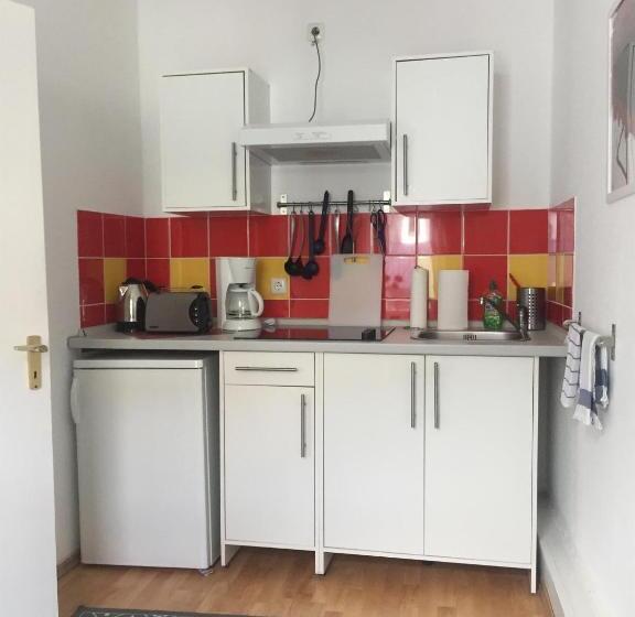 Апартаменты 1 Спальня, Gartenlaube Marburg