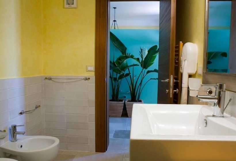 标准间, Monteforte Resort