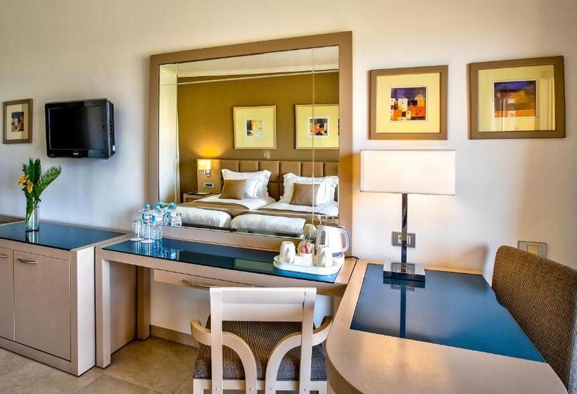 اتاق پرمیوم, Cleopatra Luxury Resort Makadi Bay