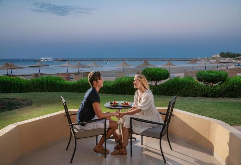 سوییت جونیور با چشم‌انداز دریا, Cleopatra Luxury Resort Makadi Bay