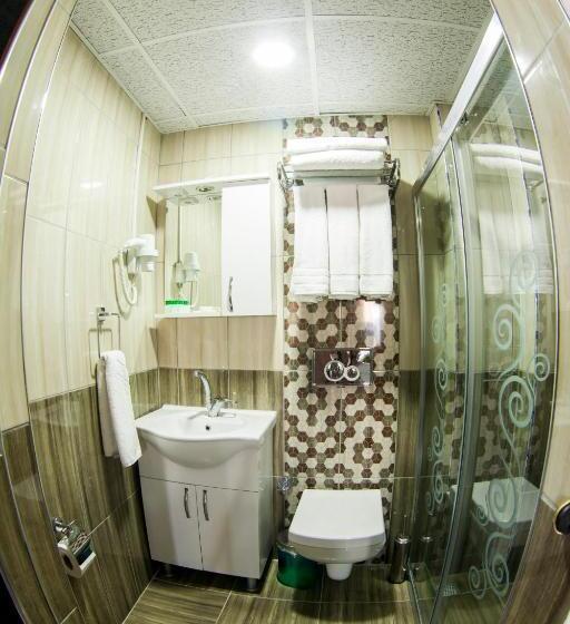 景色の見えるスタンダード４人部屋, Istanbul Sirkeci