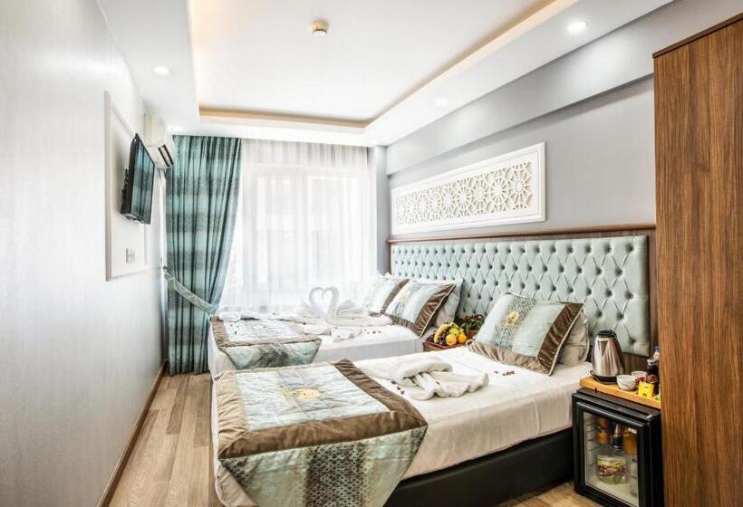 スタンダード４人部屋, Istanbul Sirkeci