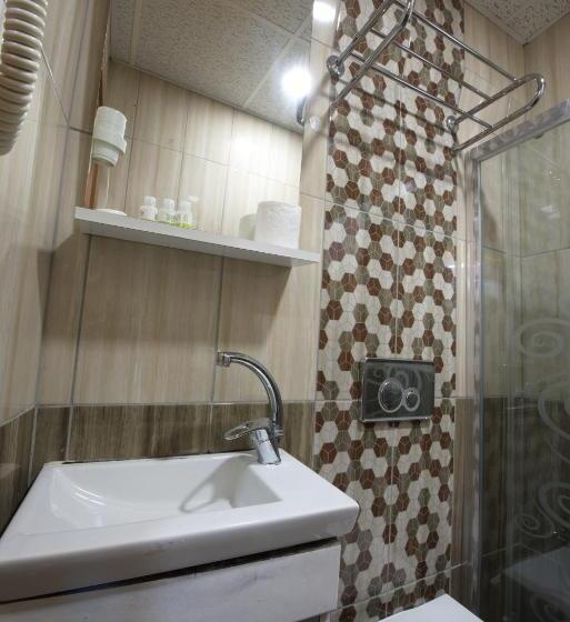 景色の見えるスタンダード４人部屋, Istanbul Sirkeci