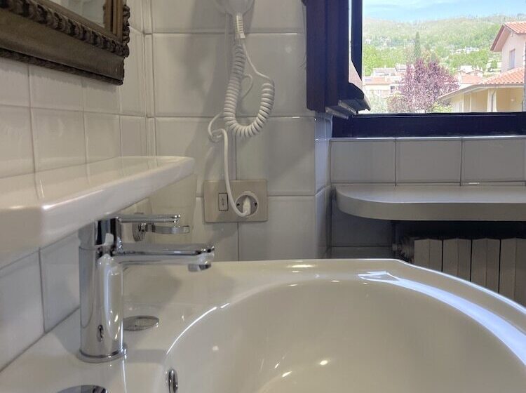 Номер Стандарт Индивидуальный, Relais Oroscopo
