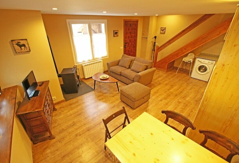 Апартаменты Comfort 2 Спальни, Apartamentos Mont Romies Plaza