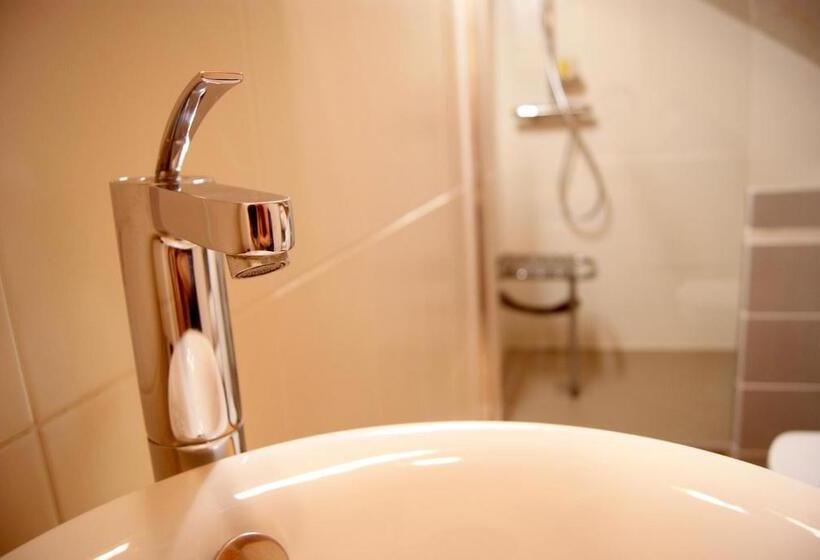 Standard room with outdoor bath, B&b Le Sourire Du Lac