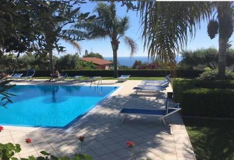 １ベッドルームペントハウスアパート, Delta Club Residence