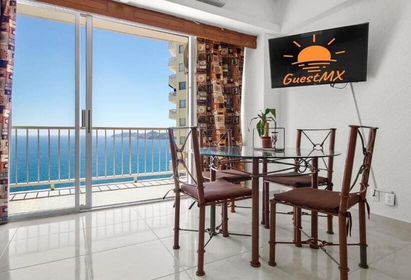 استودیوی استاندارد با چشم‌انداز دریا, Suites Torres Gemelas Vip