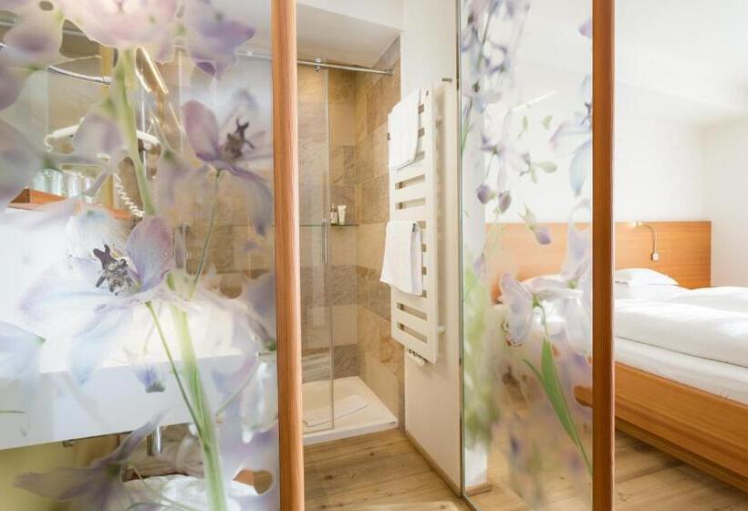 Номер Deluxe с Балконом, Heubad