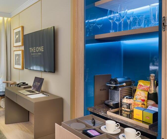 سوییت جونیور, The One Barcelona Gl