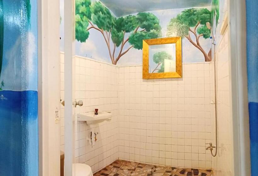 Кровать в Общей Комнате, Villa Atlas Guesthouse