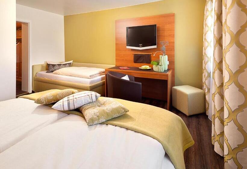 スタンダードトリプルルーム, Altstadt Hotel Zum Hechten