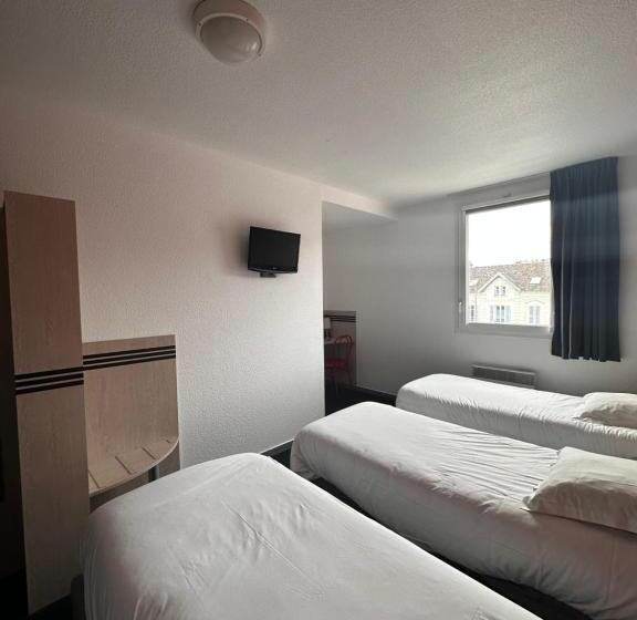 Номер Стандарт Трехместный, Brit Hotel La Ferté Sous Jouarre
