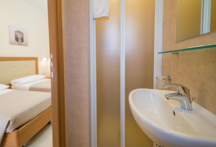 חדר סטנדרט, Mediterraneo Hotel & Suites